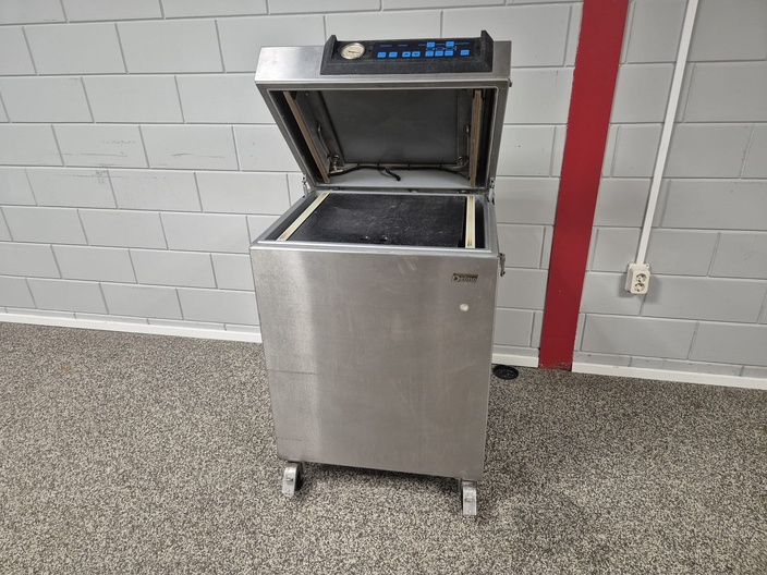 Henkovac vacuum machine