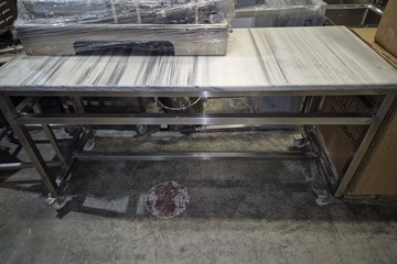 Afbeelding van Werktafel met marmeren blad op wielen