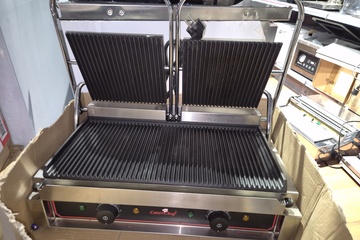 Afbeelding van Contactgrill paninigrill geribbeld nieuw