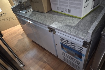 Afbeelding van 150 cm pizza gekoelde werkbank 2 drs nieuw