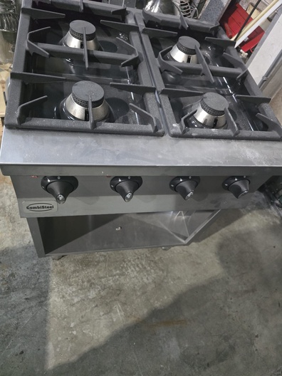 gasfornuis 4 pits op kast  open kast