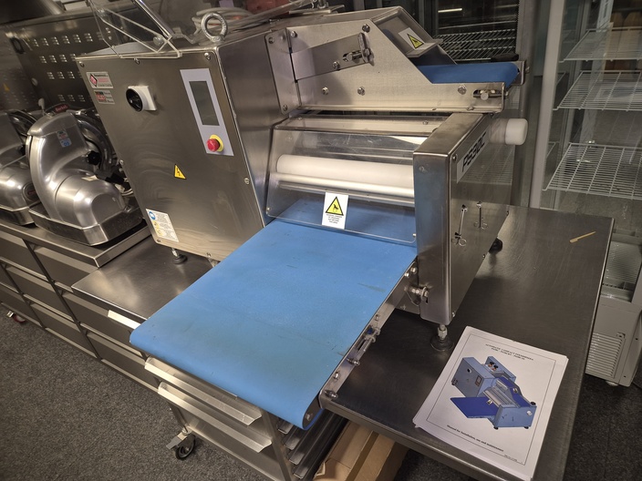 Automatic compact stendipizza PS30C