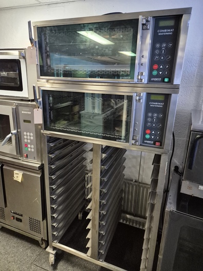 Dubbele ovens leventi op onderstel